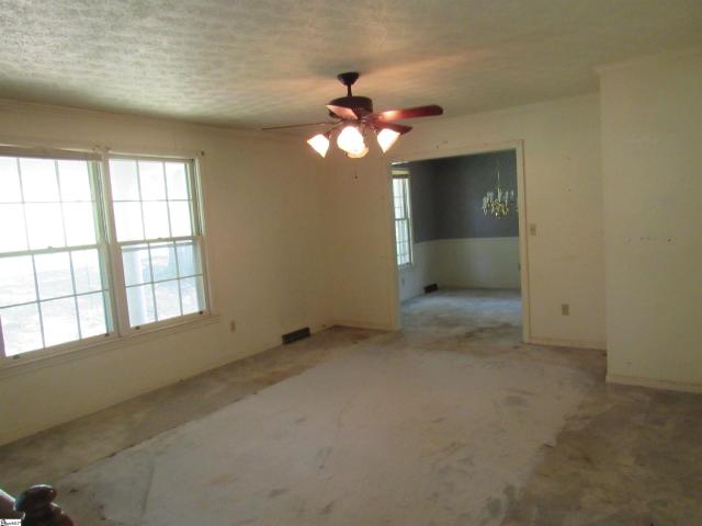 507 Eastcliffe Way