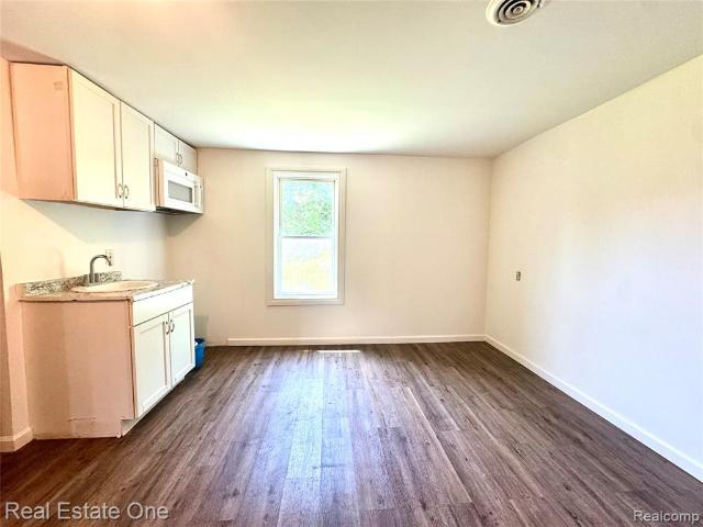 507 Lakeville Road # 7