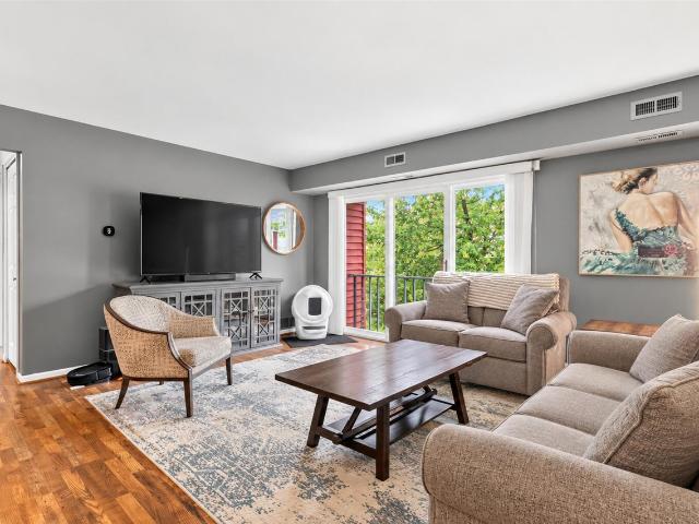 507 Sunset Lane