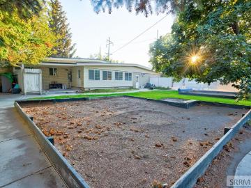 507 W Main St, Rexburg, ID 83440 | MLS #2178