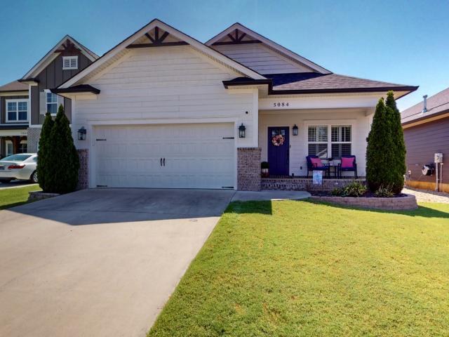 5084 Shelterwood Dr NE