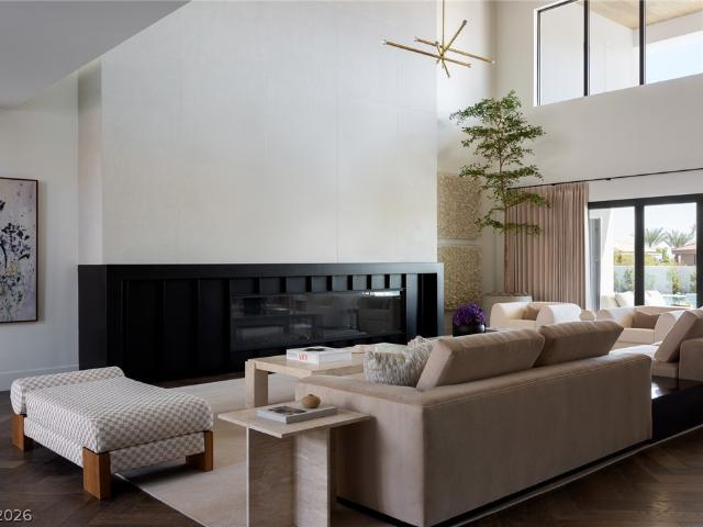 5086 Scenic Ridge Drive