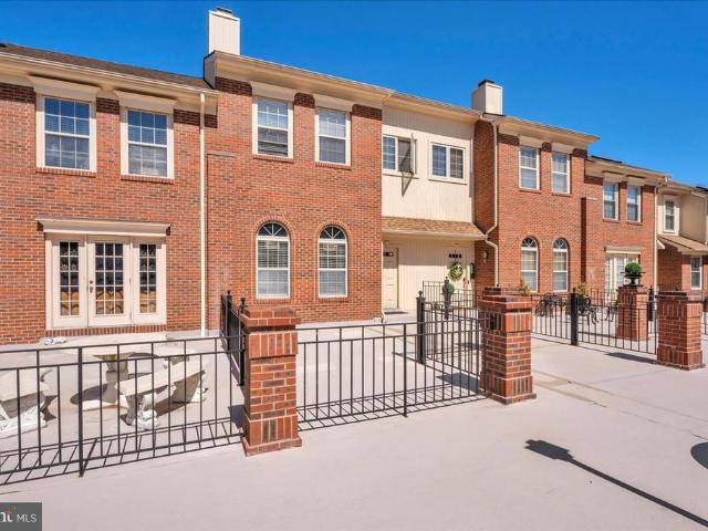 5083 Main St