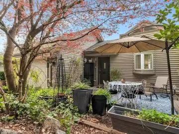 508 1215 Lansdowne Drive, Coquitlam, BC, V3E 2P6 townhouse f.