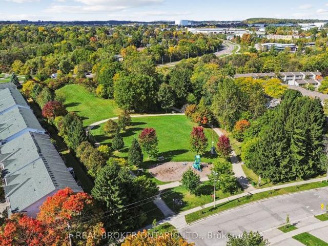 508 35 Green Valley Drive, Kitchener