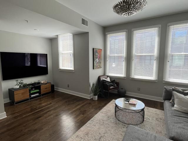 508 Madison St # 3
