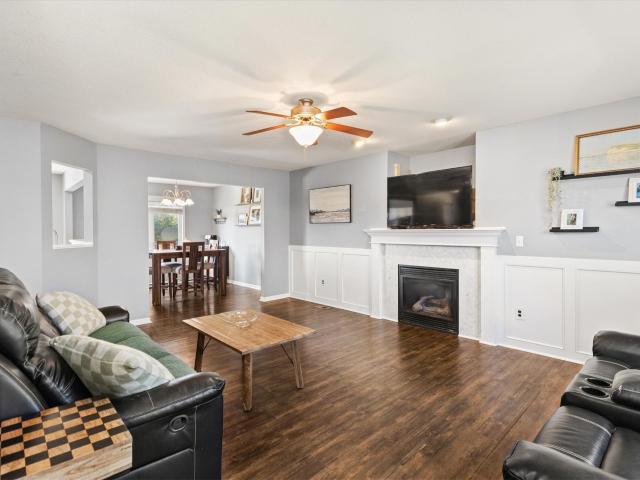 508 NW 10th Circle