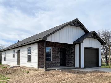508 SW 15th St, Mineral Wells, TX 76067 | MLS #21099