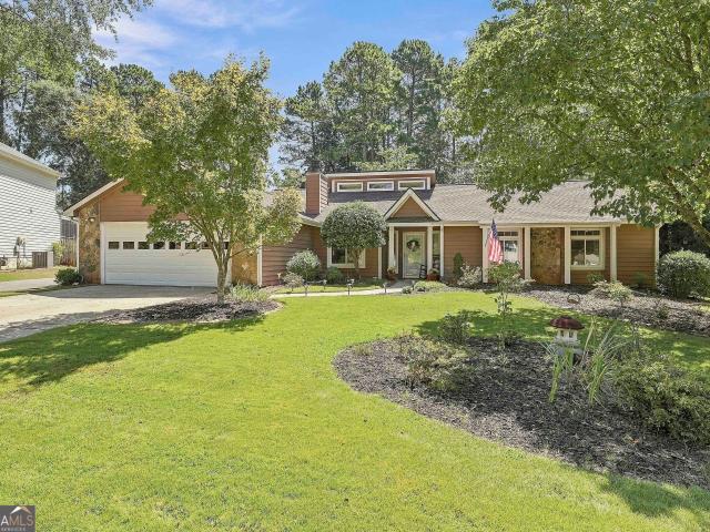 508 Raintree Hill
