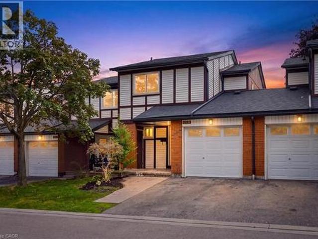 5095 Pinedale Avenue Unit# 106, Burlington, ON, L7L 5K3 townhouse for sale | Listing ID 40857 | Royal LePage