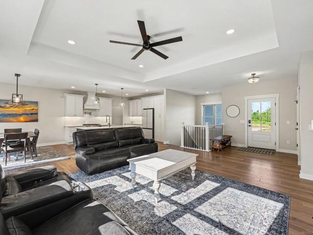 5095 Wiegand Lane
