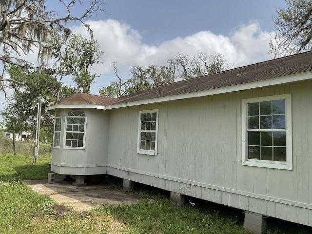 5096 Buck Rd, Brazoria, TX 77422 | MLS #45471