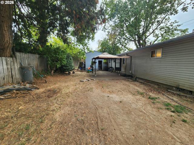 5090 windsor island rd n