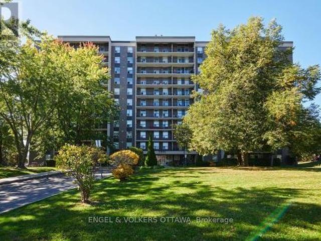 509 2 Virginia Drive, Ottawa, ON, K1H 8L3 condo for sale | Listing ID X13839 | Royal LePage