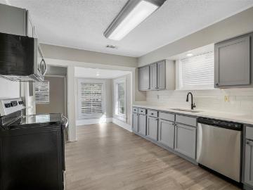 509 E Heron St, Denison, TX 75021 | MLS #21277