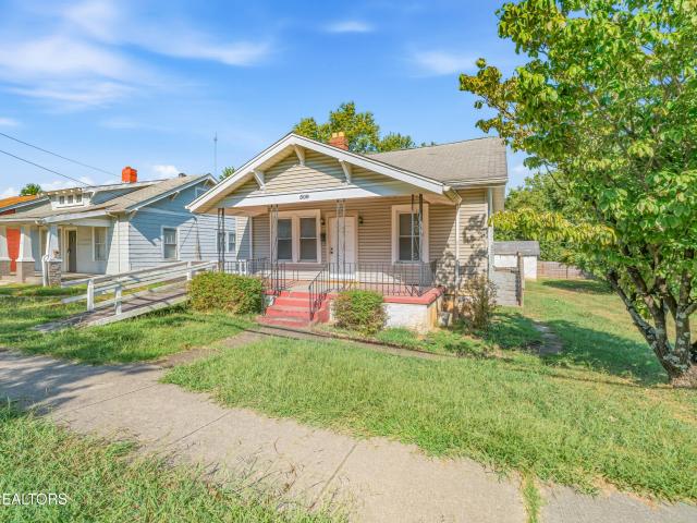 509 E Morelia Ave