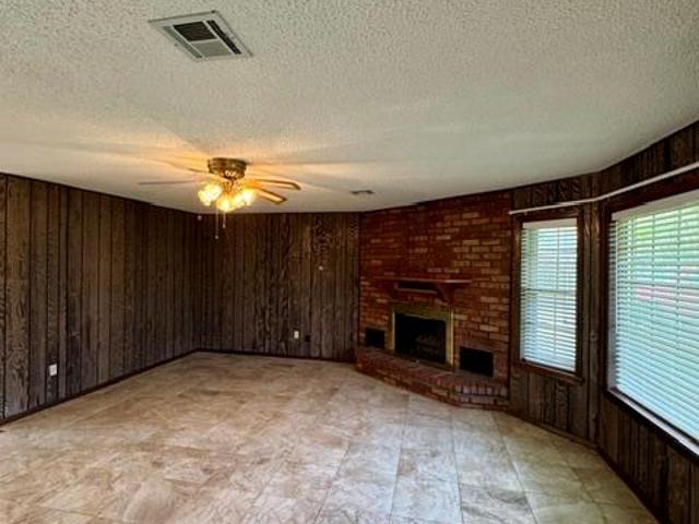 509 Mayfair Way
