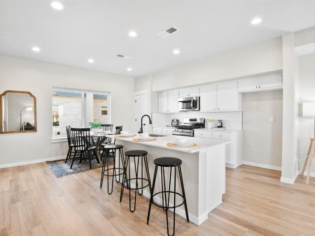 509 N Lucy Lane
