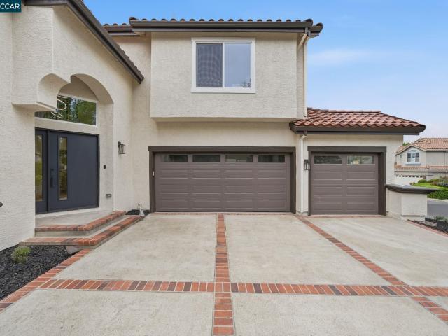509 Zenith Ridge Dr