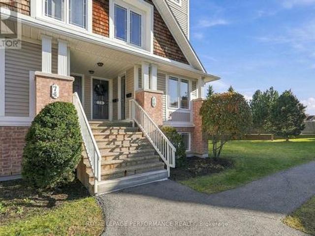 50 80 Brentmore Private, Ottawa, ON, K4A 0B7 townhouse for lease | Listing ID X14094 | Royal LePage