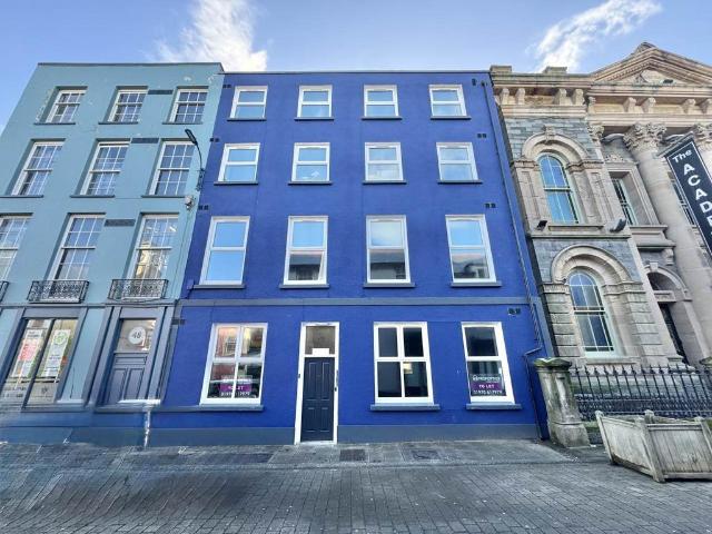 50 Tan y Castell, Great Darkgate. 1 bed flat to rent £775 pcm £179 pw
