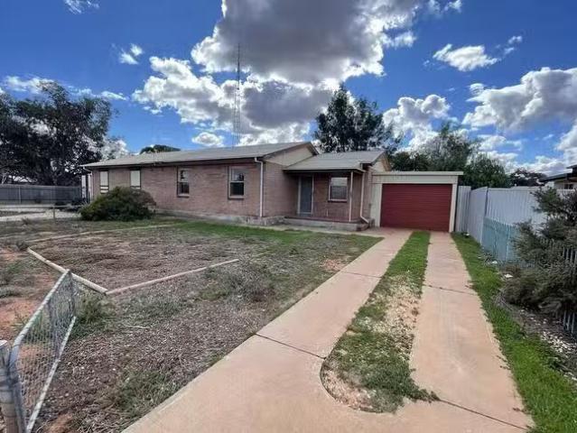 50 Taylor Street, Whyalla Stuart, SA 5608