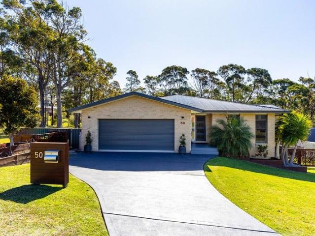 50 The Dress Circle, Tura Beach