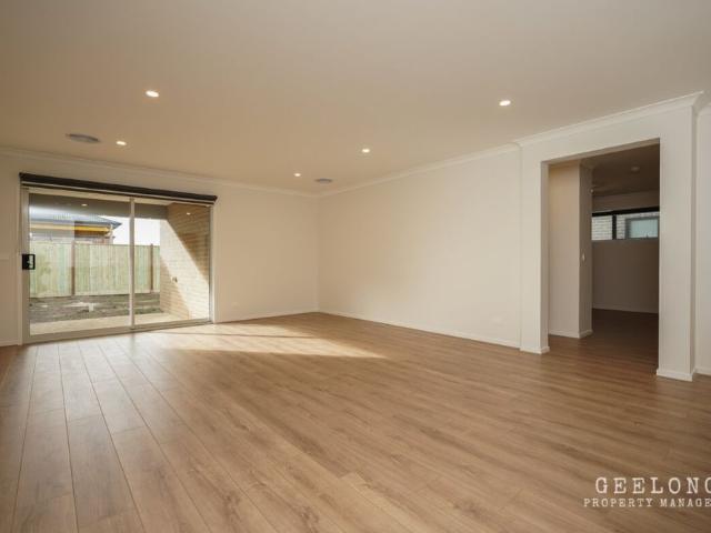 50 Verdant St Lara