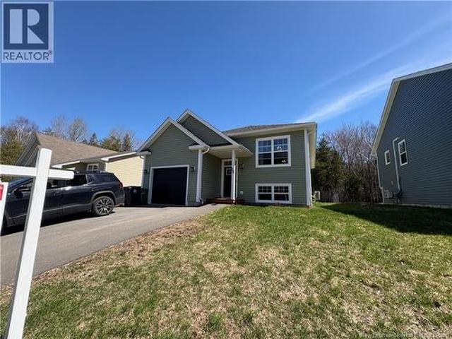 50 Walker Crescent, Hampton, NB, E5N 5Z8 house for sale | Listing ID NB133772 | Royal LePage