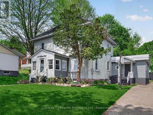 50 William Street, Parry Sound, ON, P2A 1V1 house for sale | Listing ID X13690 | Royal LePage