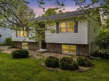 50 Alicia Boulevard, Kentville, NS, B4N 4Z8 house for sale.