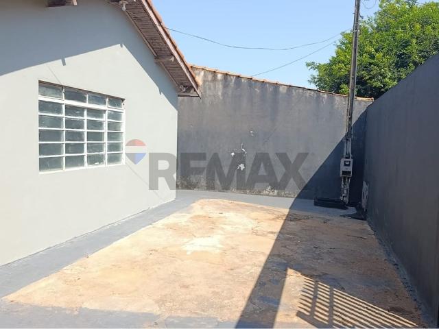 50 Área Útil Casa Alugar, 1 Dormitórios localizado em Residencial Jardim do Sol, Lins, São Paulo, 16402 712 | Brasil