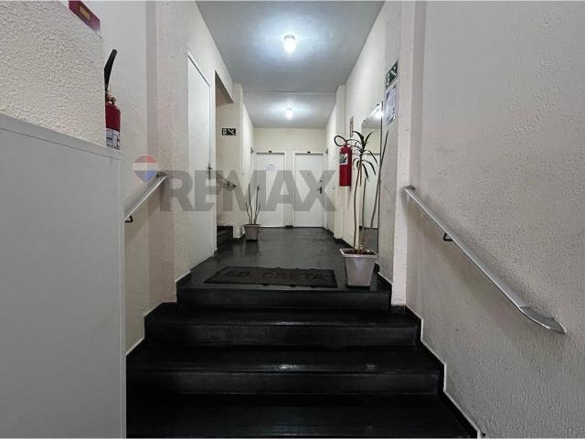 50 Área Útil Apartamento Alugar, 1 Dormitórios localizado em Ladeira Alexandre Leonel, 1060, Cascatinha, Juiz de Fora, Minas Gerais, 36033240 | Brasil