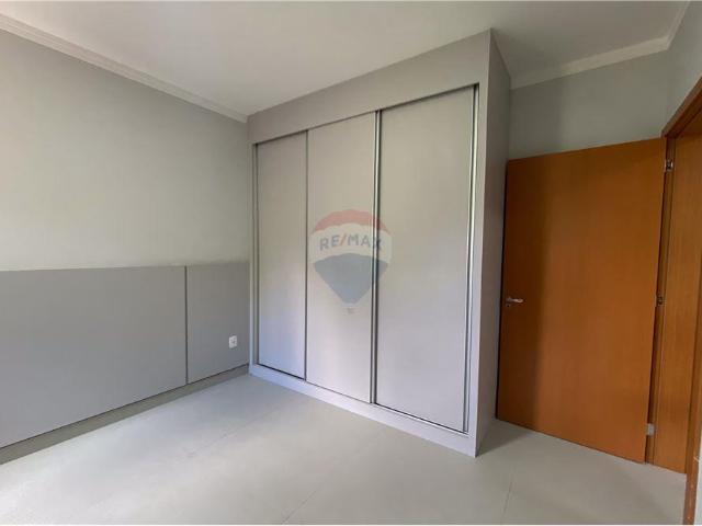 50 Área Útil Apartamento Alugar, 1 Dormitórios localizado em Recanto das Arvores Av. Seringueiras, 105, Jardim Recreio, Ribeirão Preto, São Paulo, 14040 050 | Brasil