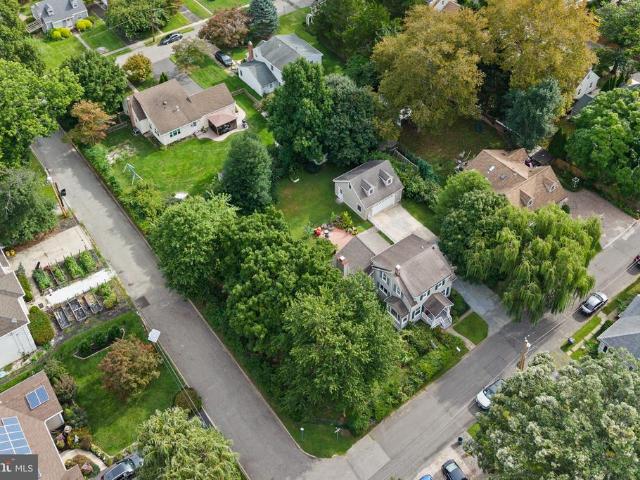 50 Burnside Avenue