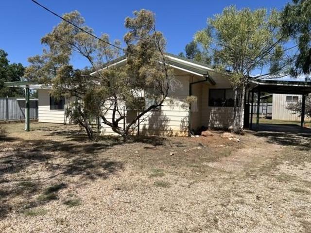 50 Butterfly Avenue, Lightning Ridge