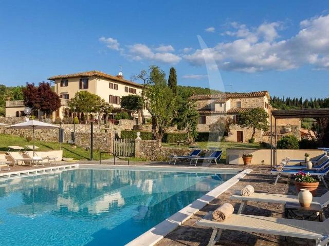 50 Camere Villaggio Rustic Turistico Toscana In Vendit. 2405m² Castellina in Chianti