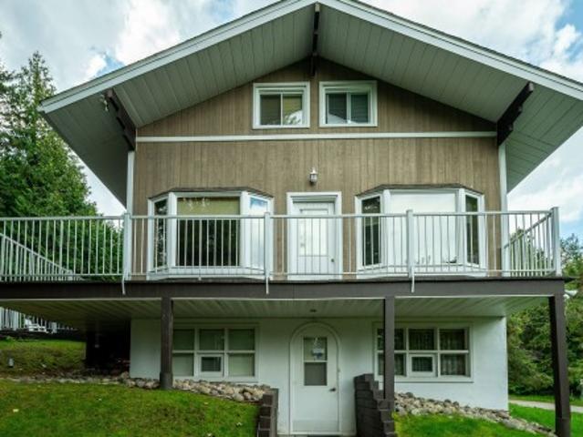 50 Ch. Du Domaine Pagé, Saint Sauveur, QC, J0R 1R3 house for sale | Listing ID 27502 | Royal LePage