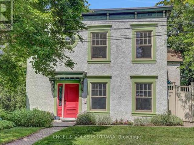 50 Charles Street, Ottawa, ON, K1M 2H2 house for sale | Listing ID X13827 | Royal LePage