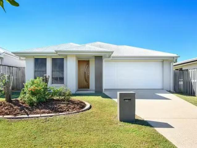 50 Coogee Terrace, Blacks Beach, QLD 4740