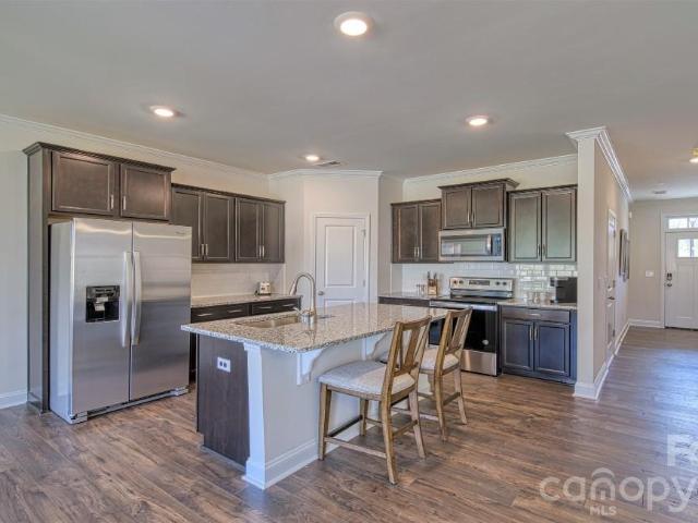 50 Creekview Road