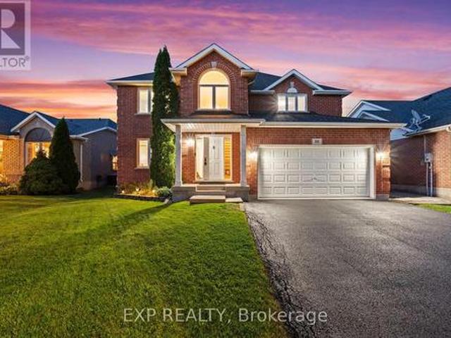 50 Crysler Crescent, Thorold Confederation Heights, ON, L2V 5A3 house for sale | Listing ID X13783 | Royal LePage