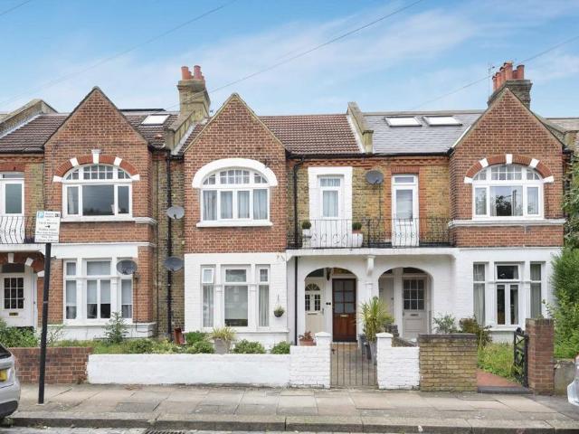 50 Dornton Road, London, SW12 9NA, United Kingdom | 2 bed apartment for rent #138222192 | Rentberry