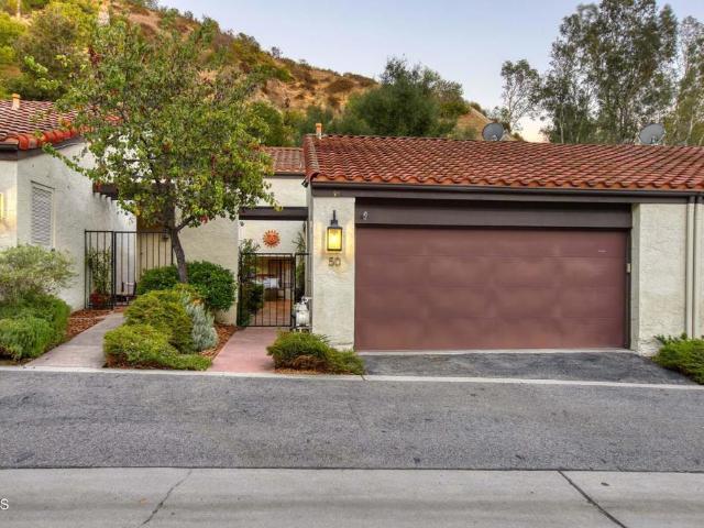 50 Glenflow Court