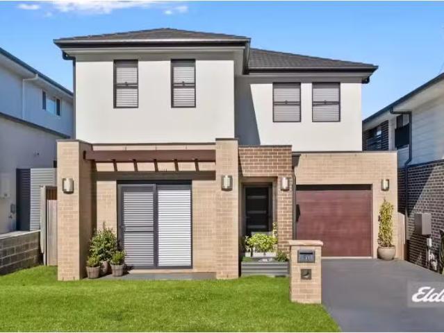 50 Hannaford Avenue, Box Hill House for rent Listed by Mona S.