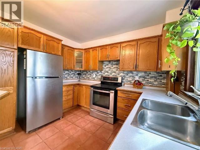 50 HADDINGTON Street Unit# 1, Cambridge, Ontario, N1R3P9
