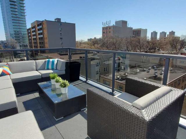 50 Hargrave Apartments 1 Bedroom Apartment for Rent at 50 Hargrave St, Winnipeg, MB R3C 1B4 Downtown Winnipeg