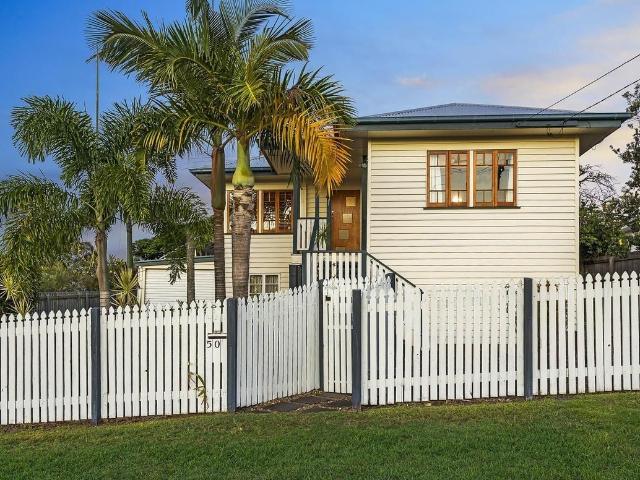 50 Herbert Street, CAMP HILL, QLD 4152