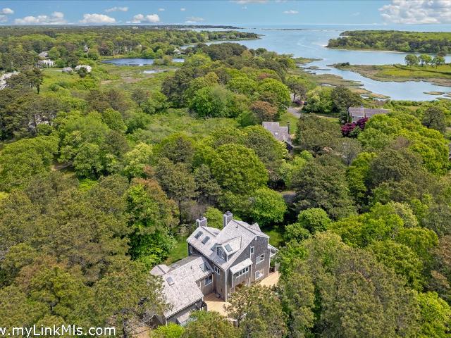 50 Hidden Cove Rd, Oak Bluffs, MA 02557 | MLS #44263
