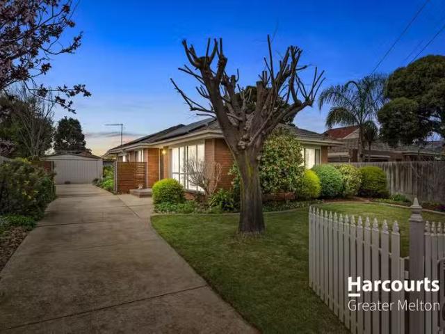 50 Hume Avenue, MELTON SOUTH, VIC 3338 House for Rent
